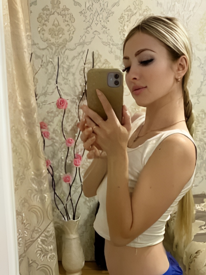 Индивидуалка Рената, доступна для личного знакомства от 10000 руб