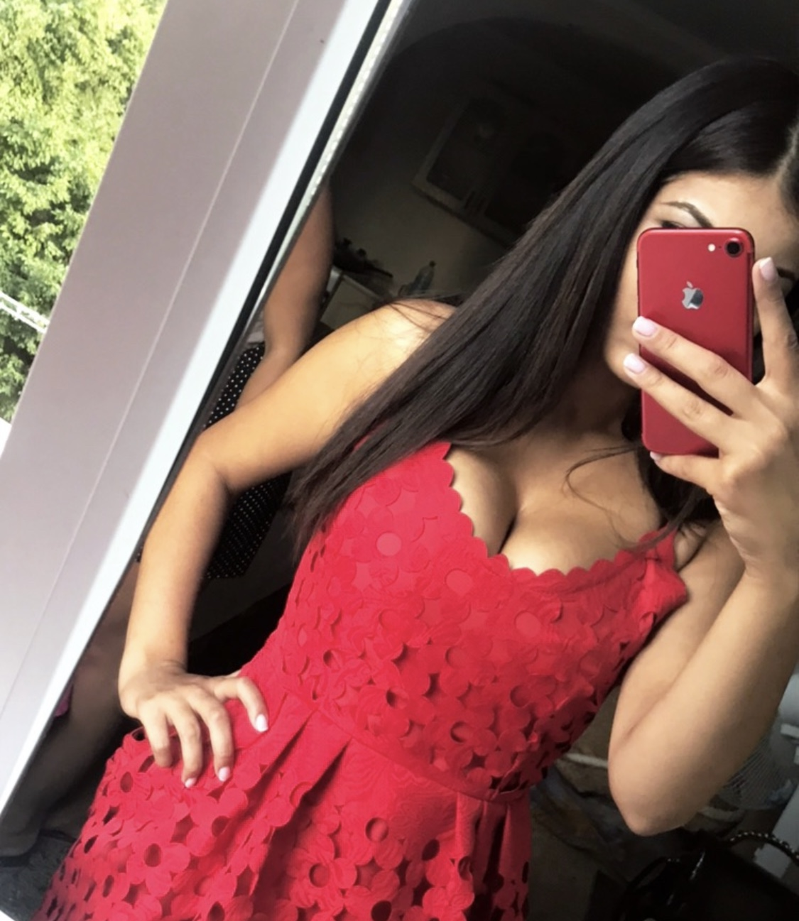 Елена привлекальеная девушка из Лысьвы цена от 3000 руб