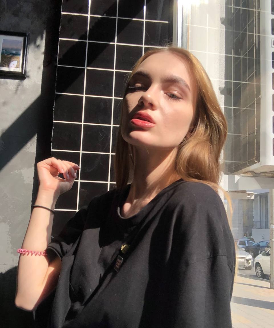 Индивидуалка Лена, доступна для личного знакомства от 3000 руб