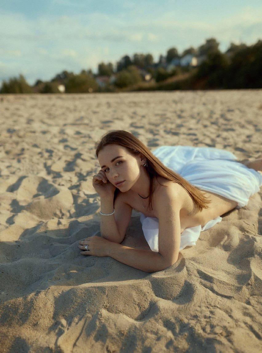 Тоня привлекальеная девушка из Лысьвы цена от 5000 руб