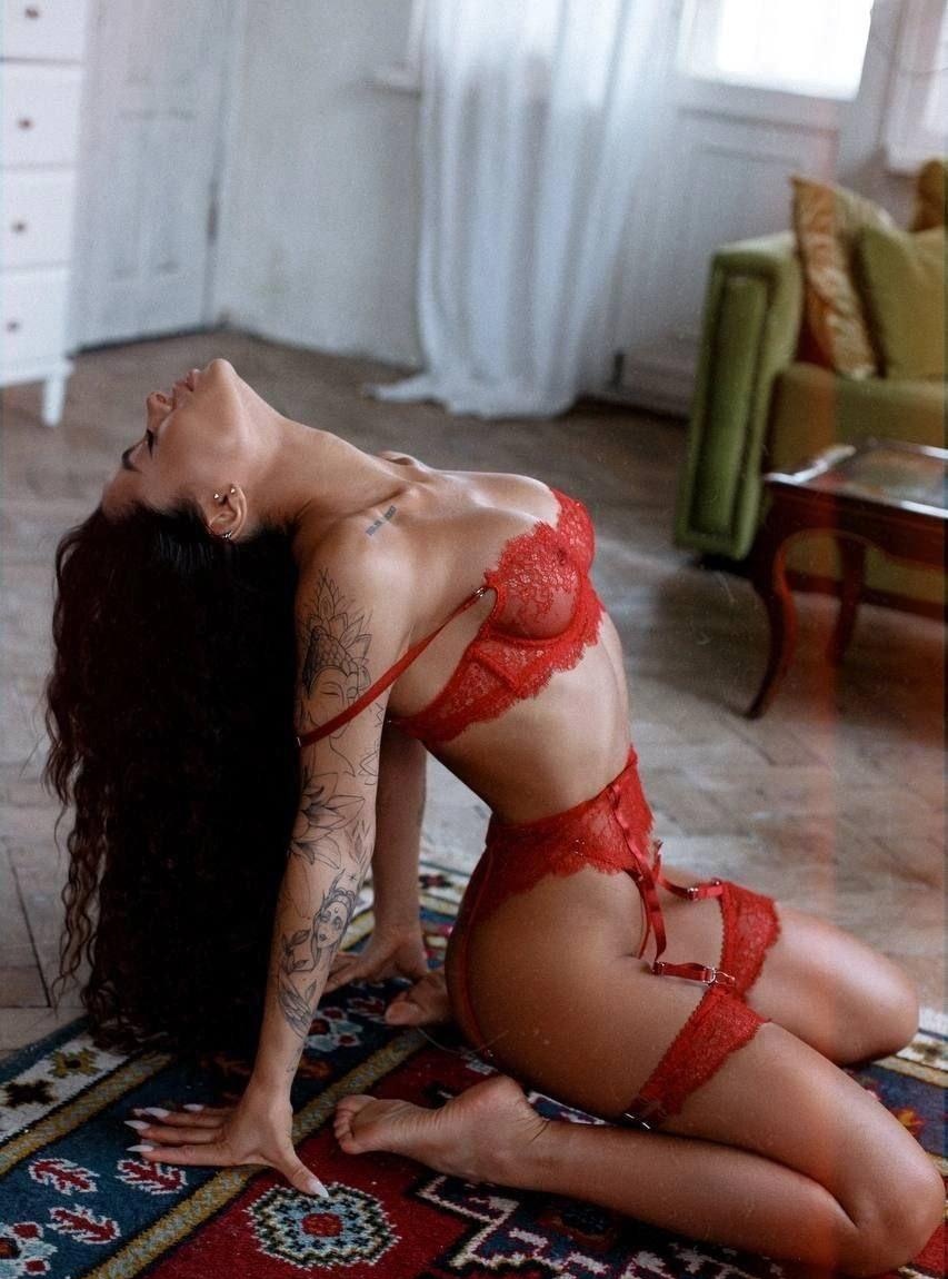 Мия привлекальеная девушка из Лысьвы цена от 5000 руб