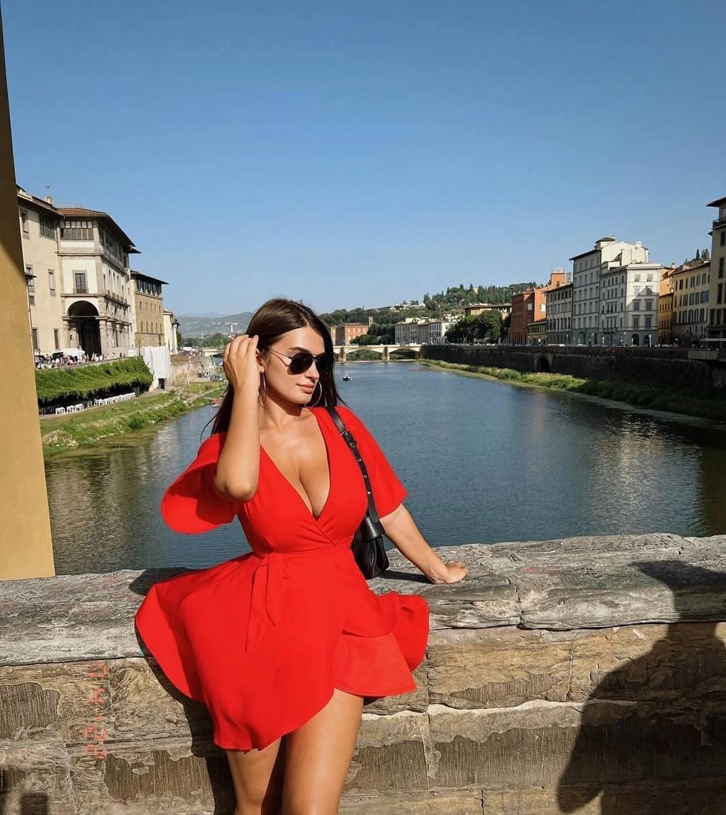 Варвара привлекальеная девушка из Лысьвы цена от 6000 руб