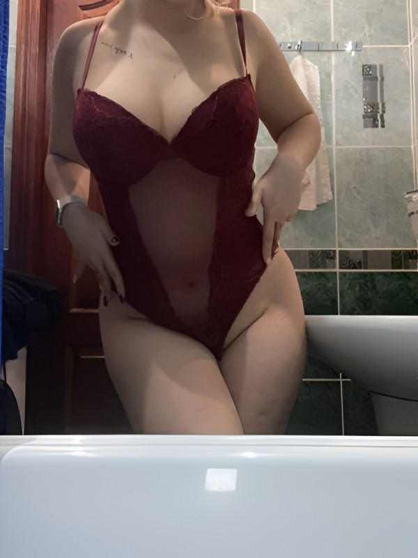 Ася привлекательная девушка из Лысьвы цена от 3000 руб